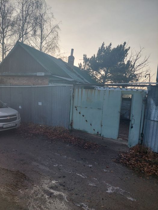 Дача с кирпичным домиком