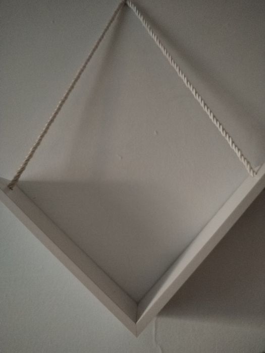 Декоративная полка инь янь