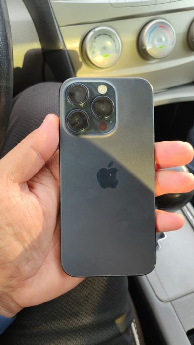 Срочно Iphone 15pro