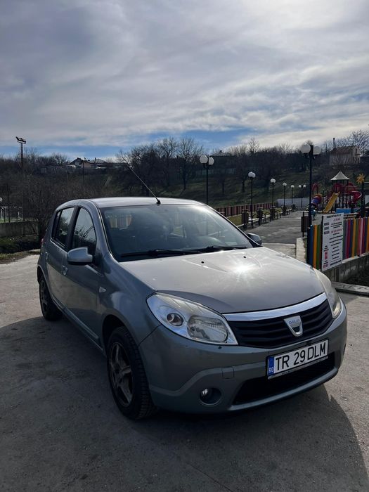 Dacia Sandero 2011 1.6 Benzina +GPL