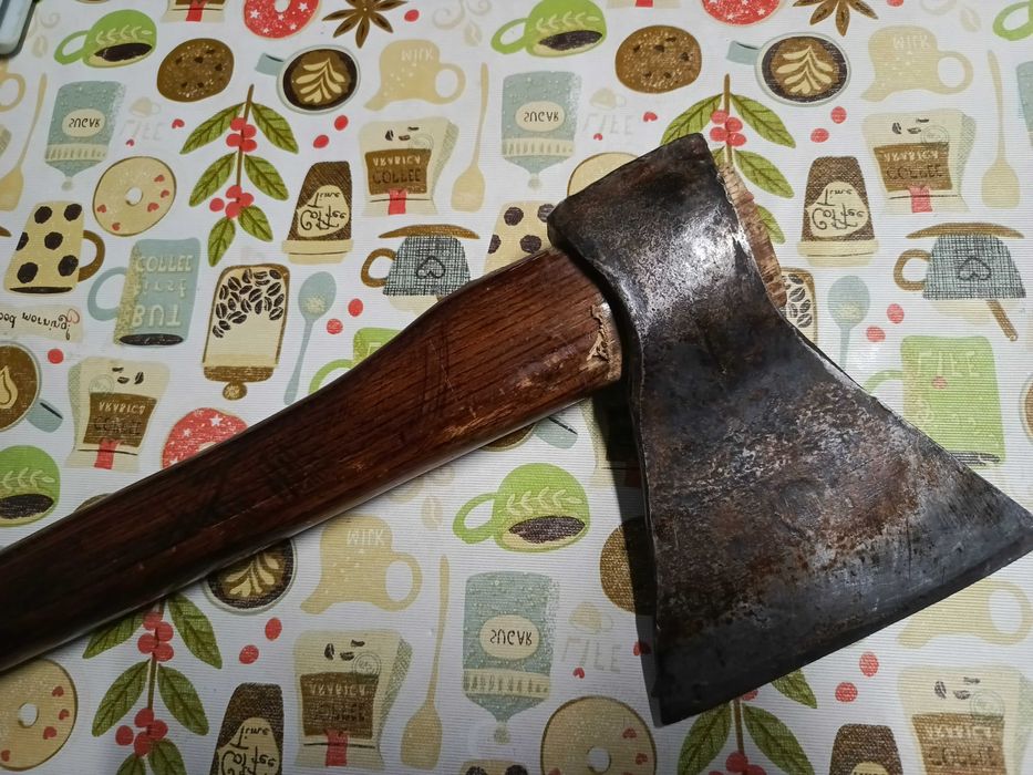 Коллекционный топор ЗИК 1965 года – инструментальная сталь, редкость!