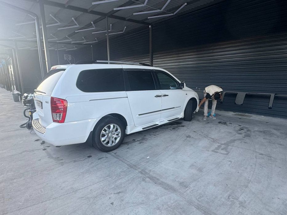 KiA karnival 2,7 mator