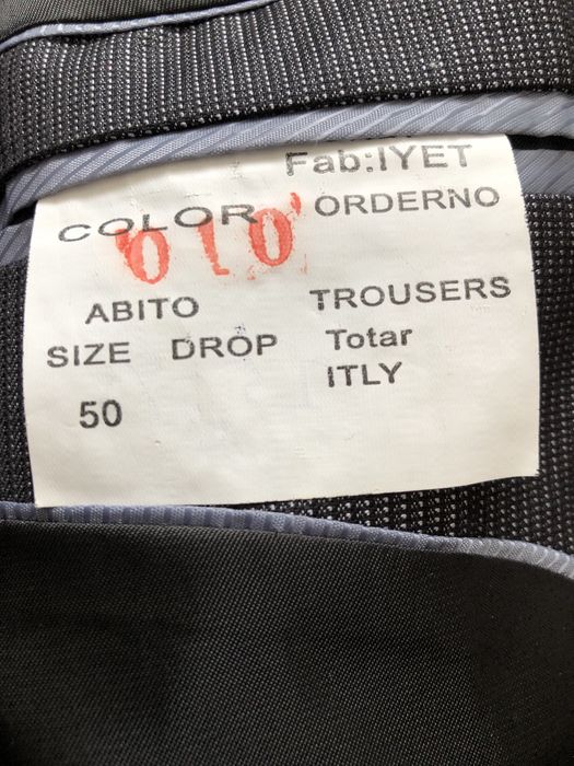 Продам костюм