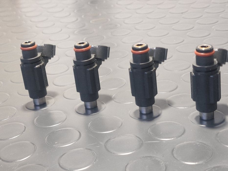 Бензинови инжектори Suzuki GSR600 GSR 600 Сузуки Bosch Перфектни