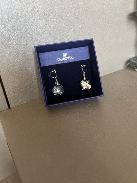 Два чифта обеци