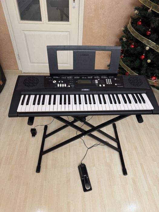 Синтезатор Yamaha EZ220