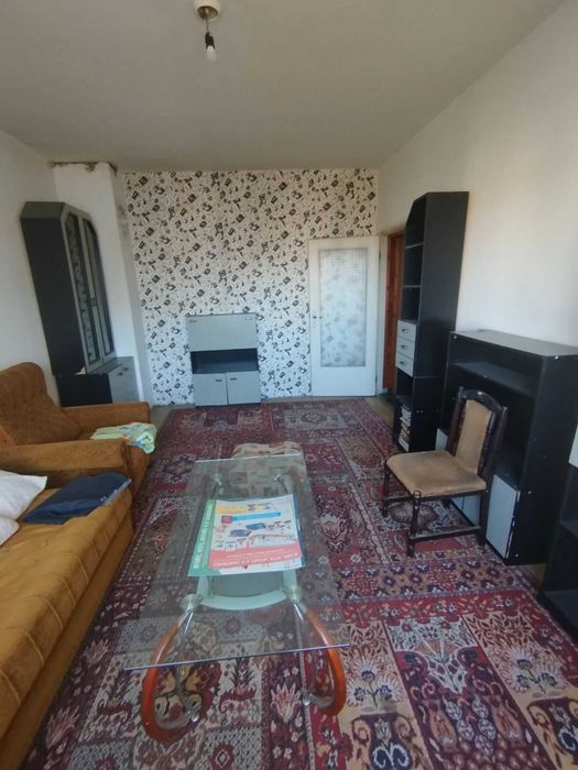 Продава се Двустаен апартамент в Пловдив, Изгрев - 65 кв.м за 954 €/кв.м - Снимка #2