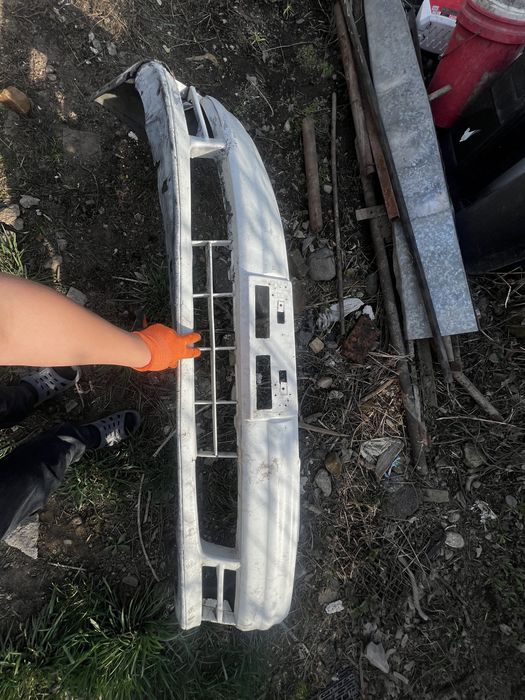 Бампер Nissan Maxima