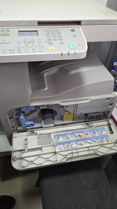 Продам МФУ Canon ir2318 A3