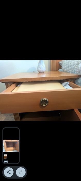 Noptiere si tablie de pat de vânzare