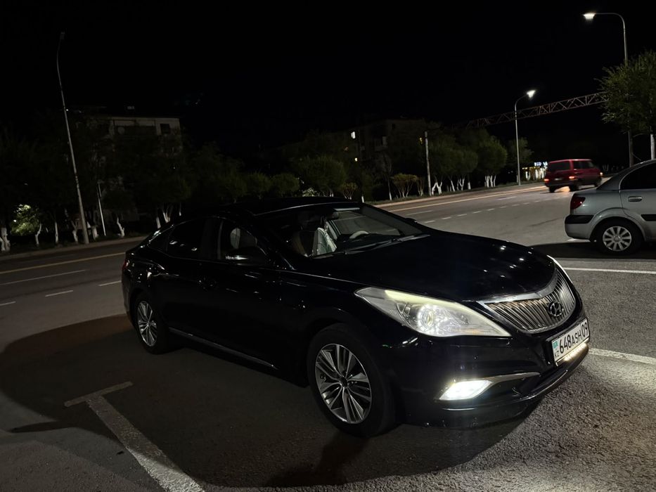 Продается Hyundai Grandeur 2015 г