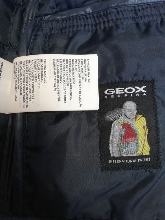 Куртка на мальчика/девочку.