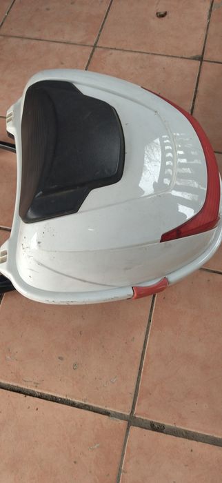 Кофр от мпеда 27л.