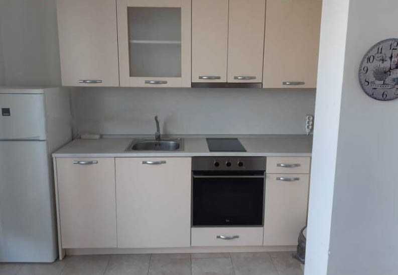 Дава се под наем Двустаен апартамент в София, Люлин 8 - 43 кв.м за 418.71 € - Снимка #1