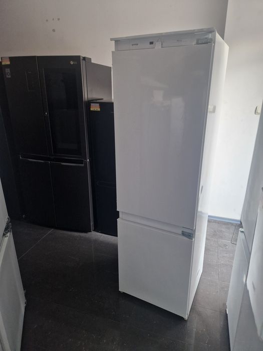Хладилник за вграждане Gorenje A++ No frost