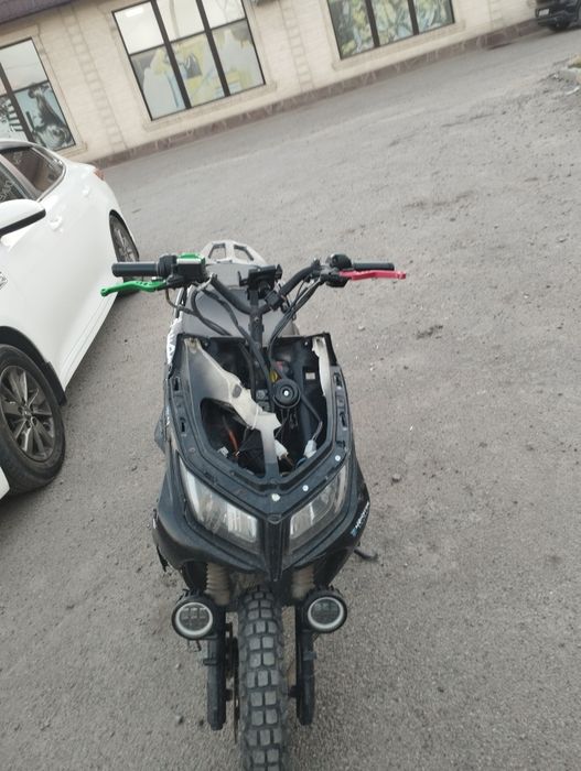 М8 150 куб 100000 саудасы бар !