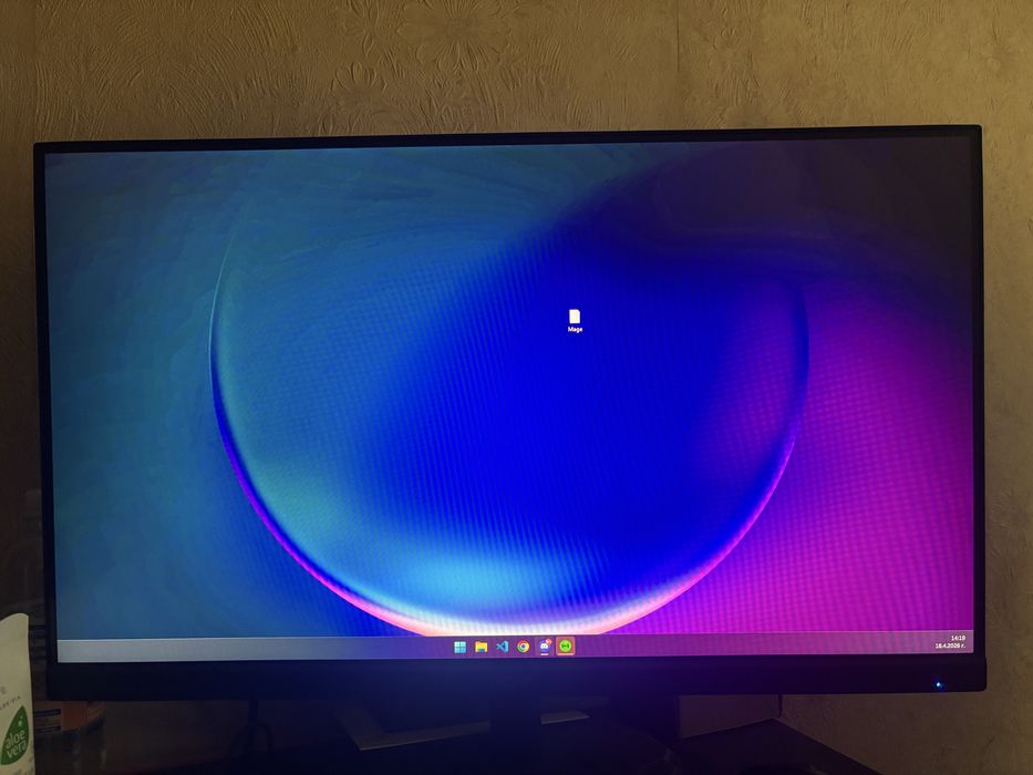 Продавам  геймърски сетъп (Ryzen 5500 3.6GHz + RX 6600 + 180Hz монитор) – готов за игра!