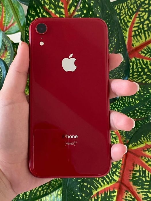 iPhone XR red 64Gb