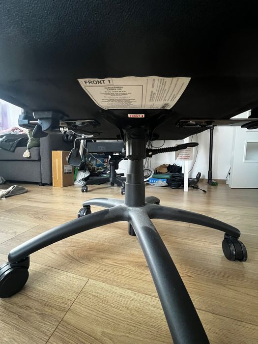 Геймърски стол Razer Iskur