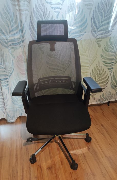 Офис стол - модерен дизайн