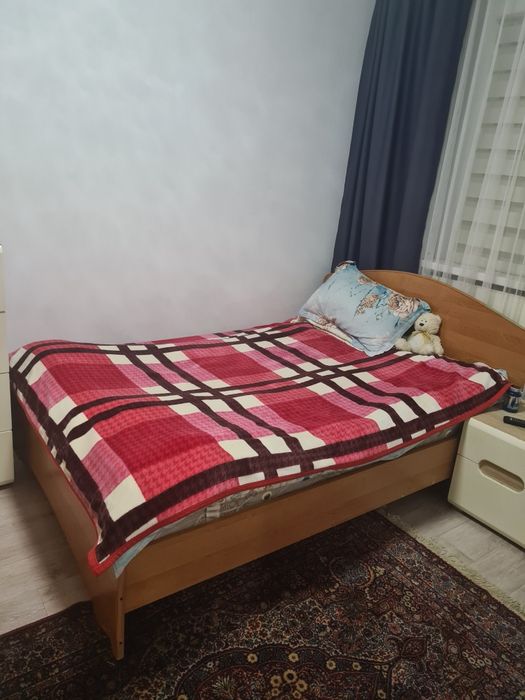 Отдам даром кровать
