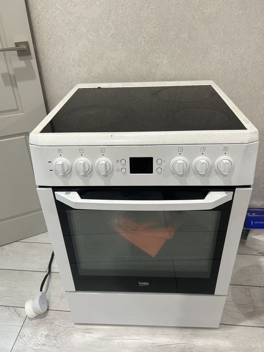 Продам плиту Beko
