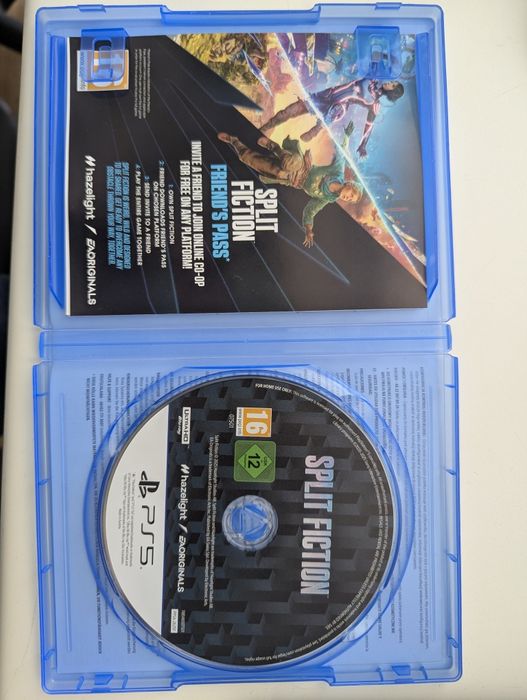 Продам игру Split Fiction PS5