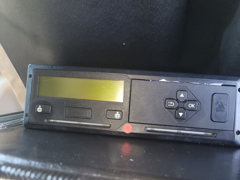 Vând aparat tahograf VDO + IMPULSOR