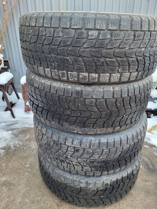 Резина зимняя.комплект