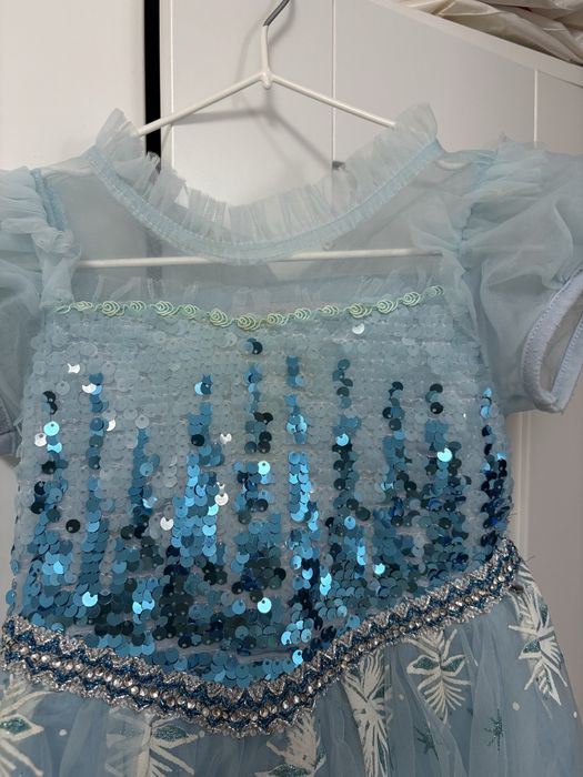 Продам платье эльзы