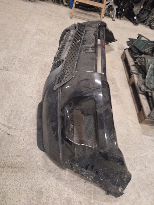 Предна броня Със Забележки Range Rover Evoque /Рейндж Ровър Евок 2013г