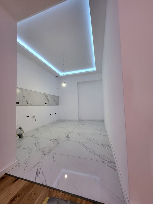 Apartament central busteni vând sau schimb cu Mașina -/+ diferența