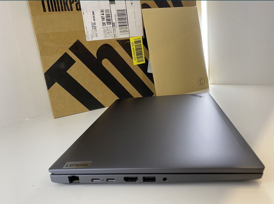 Lenovo Thinkpad P14s (Gen 3) Сенсорный