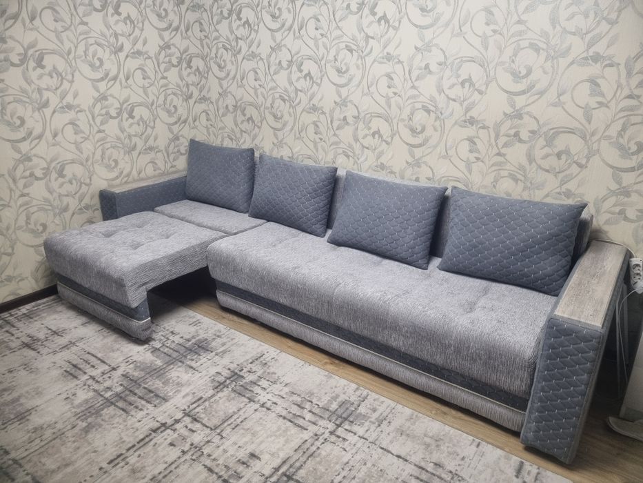 Продам диван б/у в хорошем состоянии