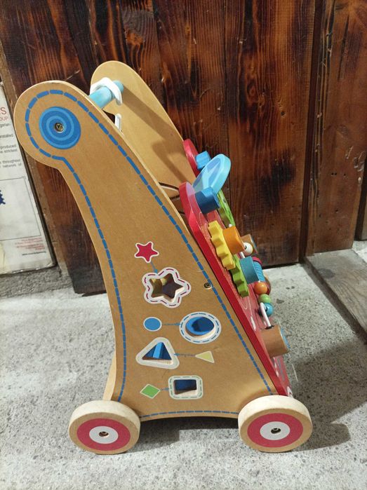 Дървен Уокър за бутане