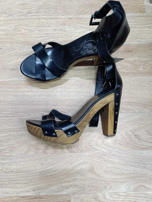 Туфли женские новые