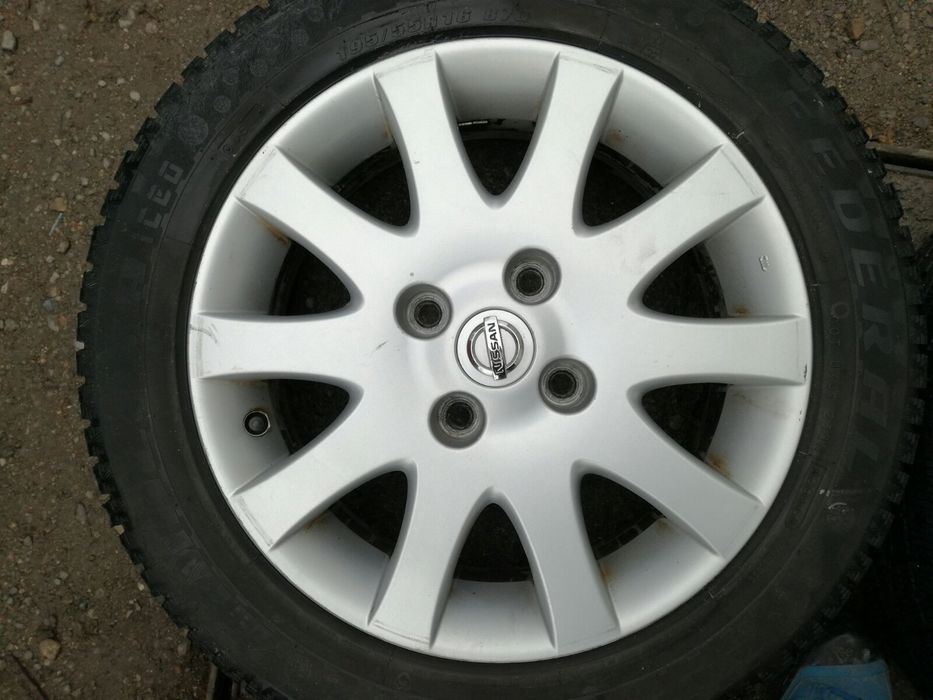 Продавам 4 бр Оригинални Алуминиеви джанти за Нисан
4x114,3 16 *6 J*