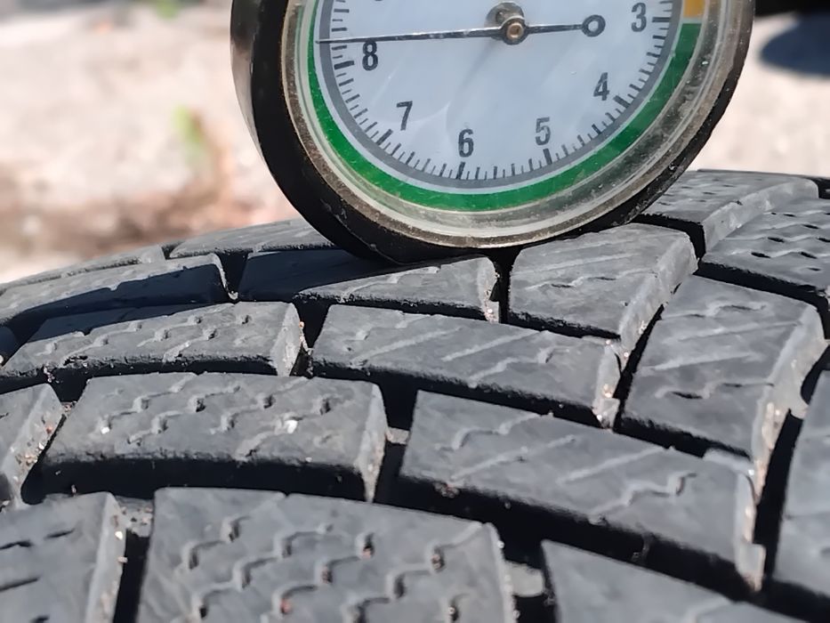 Гуми 215 70 16 Нексен Nexen 4 броя - нов внос. Не са нови!