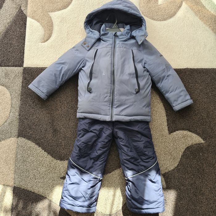 Продам зимнюю куртку для мальчика