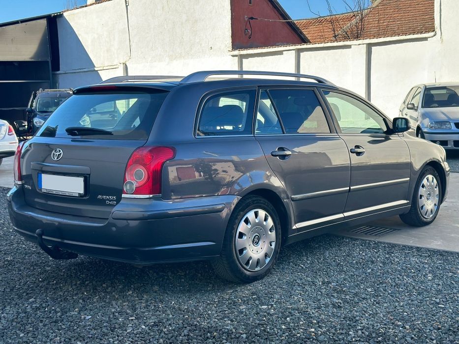 Toyota Avensis 2007 - 4x4 - 2.0 Diesel 126CP - Climatronic