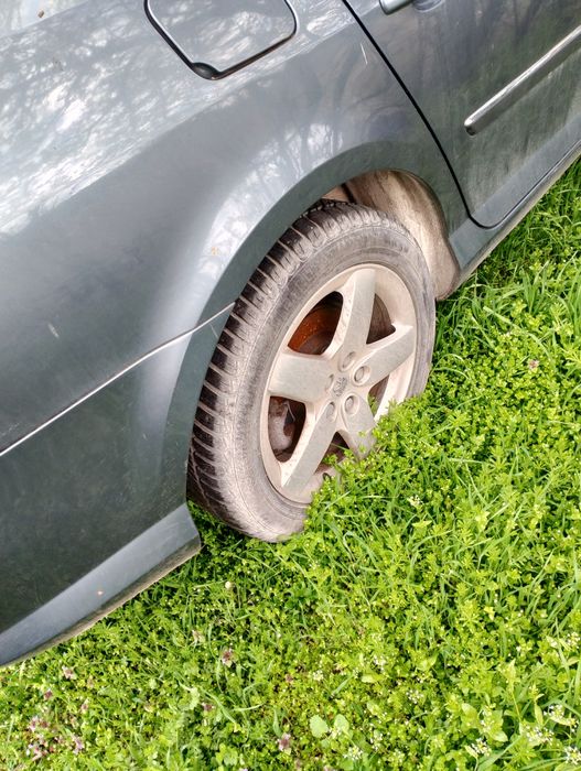 Лети джанти 16 с гуми215/55/16 за пежо