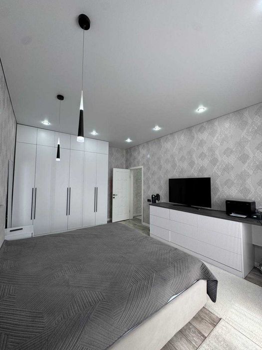 Продам 4комн кв Батыс с ремонтом