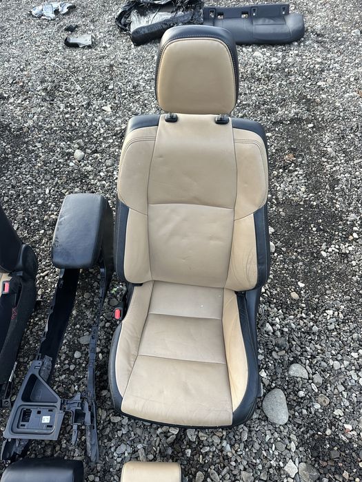 Interior piele Toyota Rav 4 2013-2018, Scaune / Banchete / Cotiera