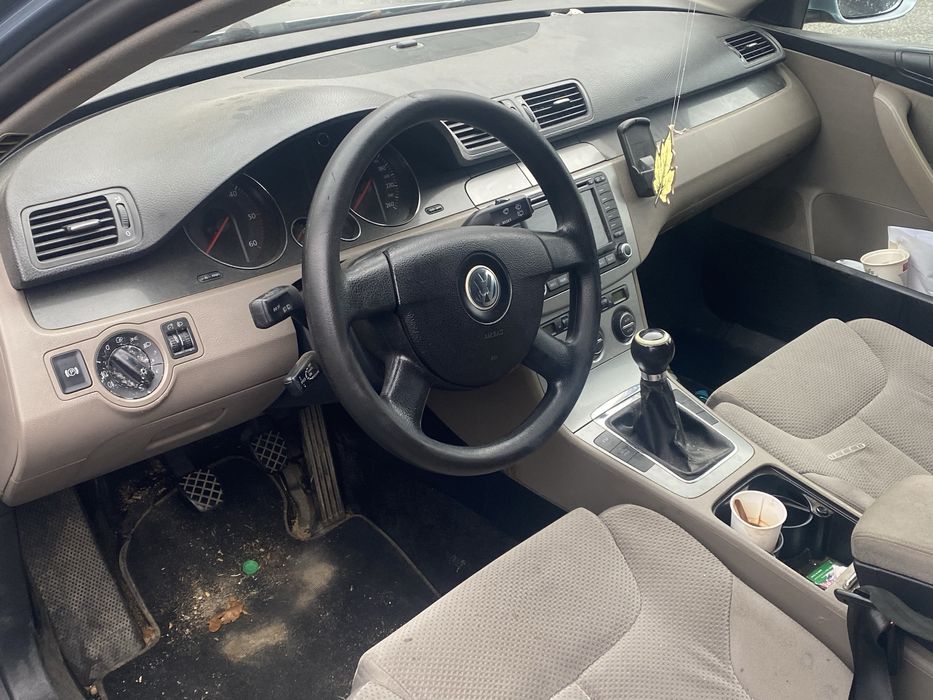 Dezmembrez VW passat b6