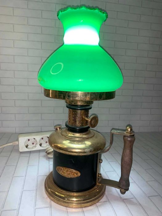 Lampa cu maner din alama
