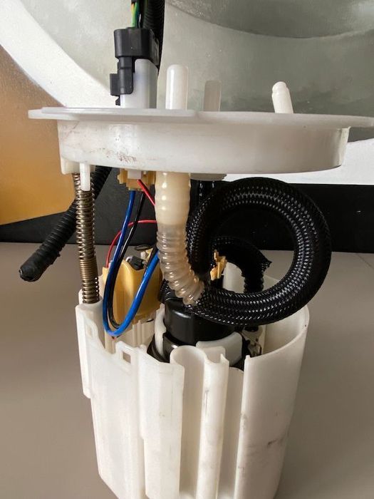 Pompa diesel Volvo V40 31321153