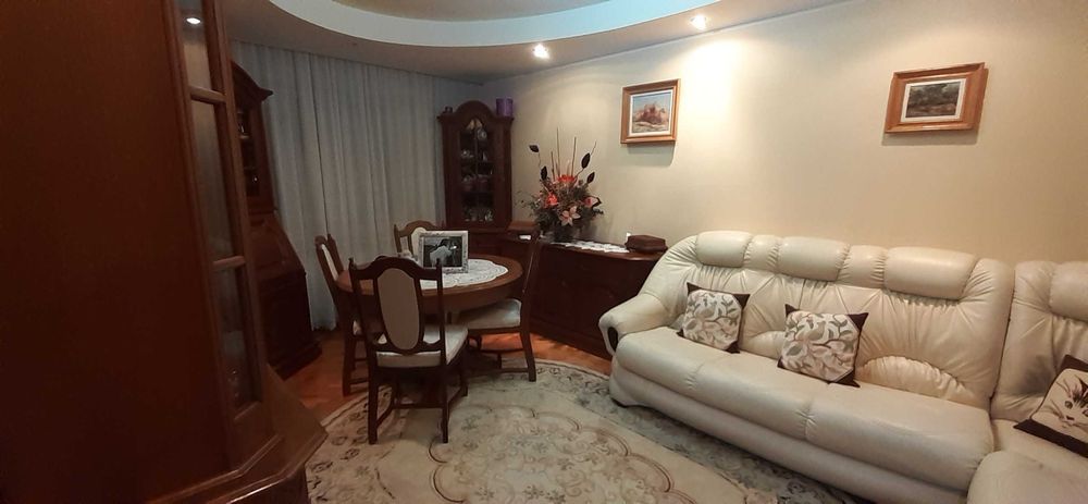 Vand apartament 3 camere Burdujeni, Suceava