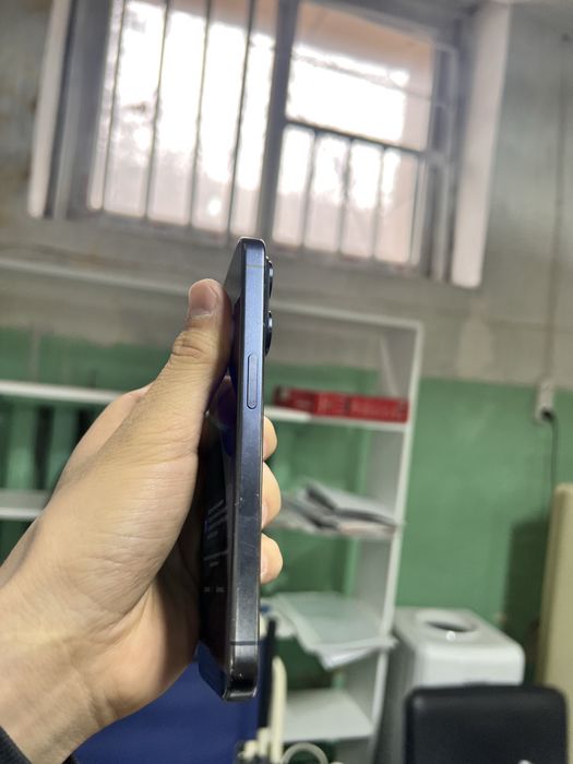 Iphone 15 pro 256 GB 85%