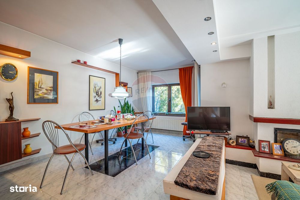 Vila cu 5 camere Sinaia, zonă liniștită, aproape de centrul statiunii