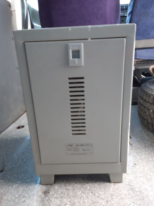 Стаблизатор напряжения